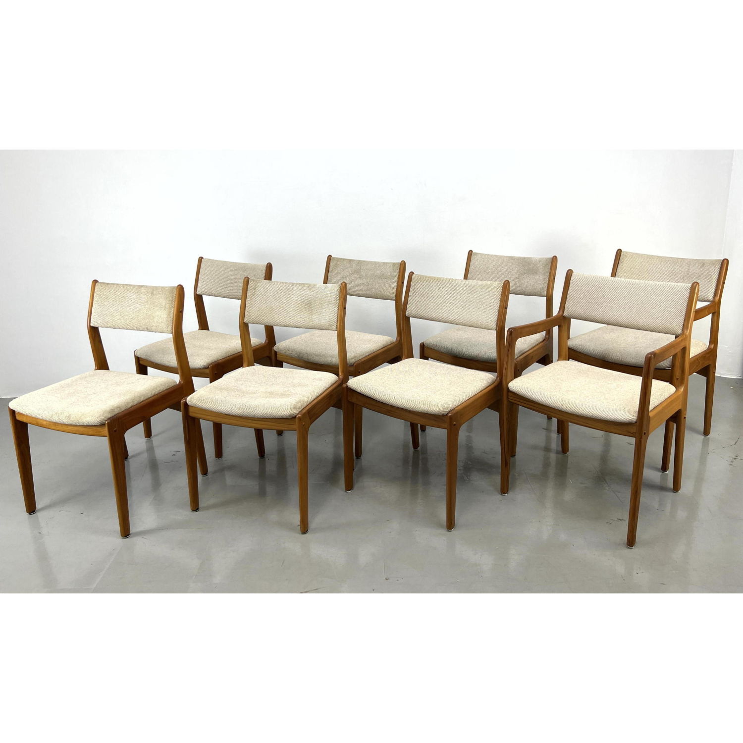 Set 8 Modern Teak Dining Chairs.
