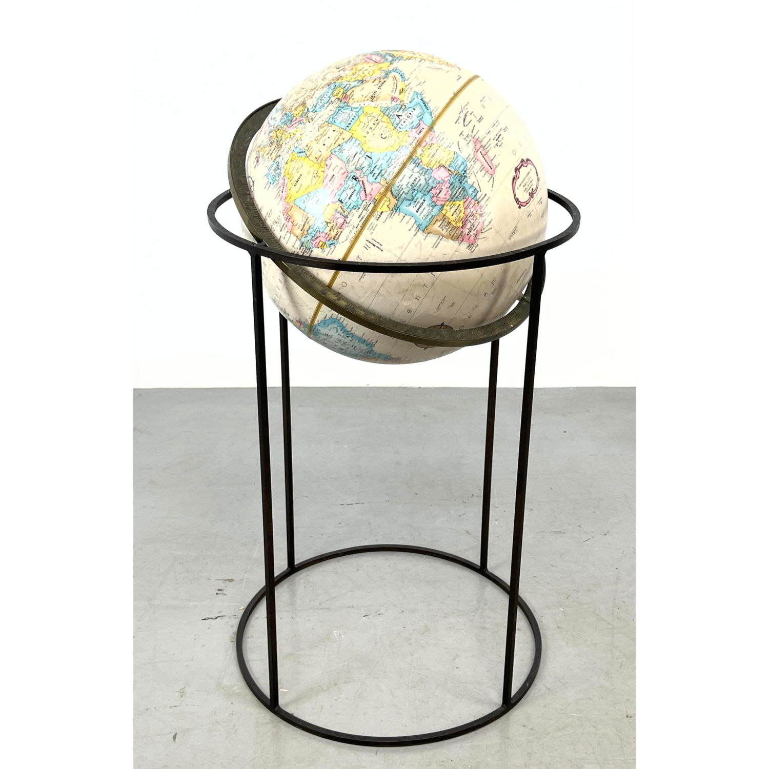Paul McCobb Style Globe with brass 2b903e