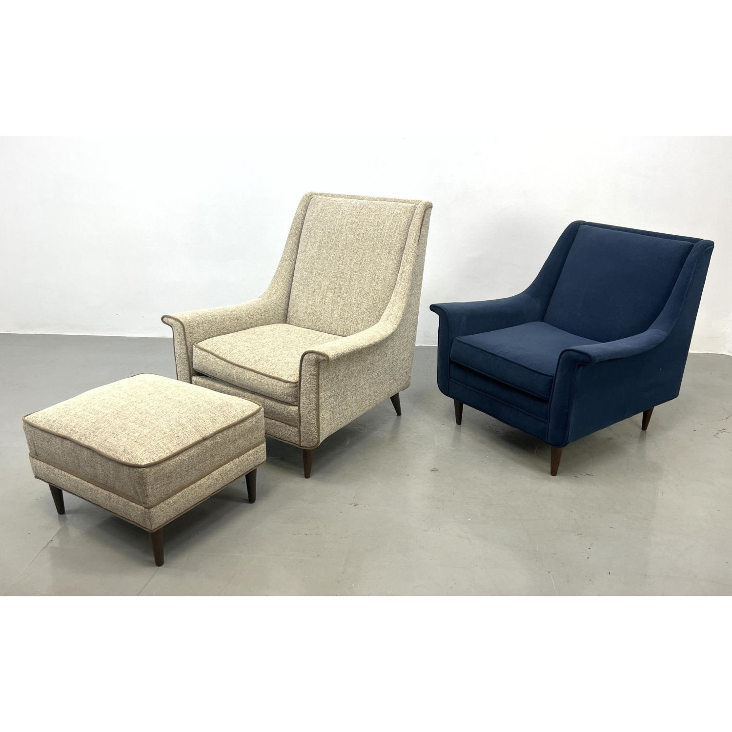 3pc His and Hers Lounge Chairs