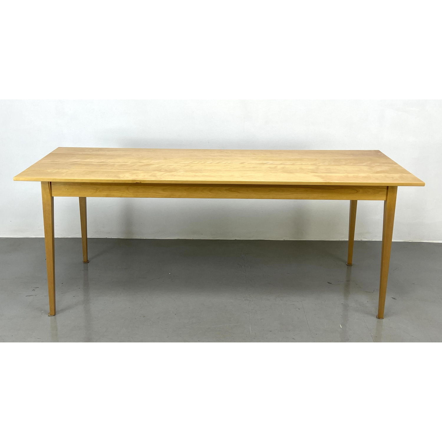 Birch Dining table Wilson woodworking 2b9063