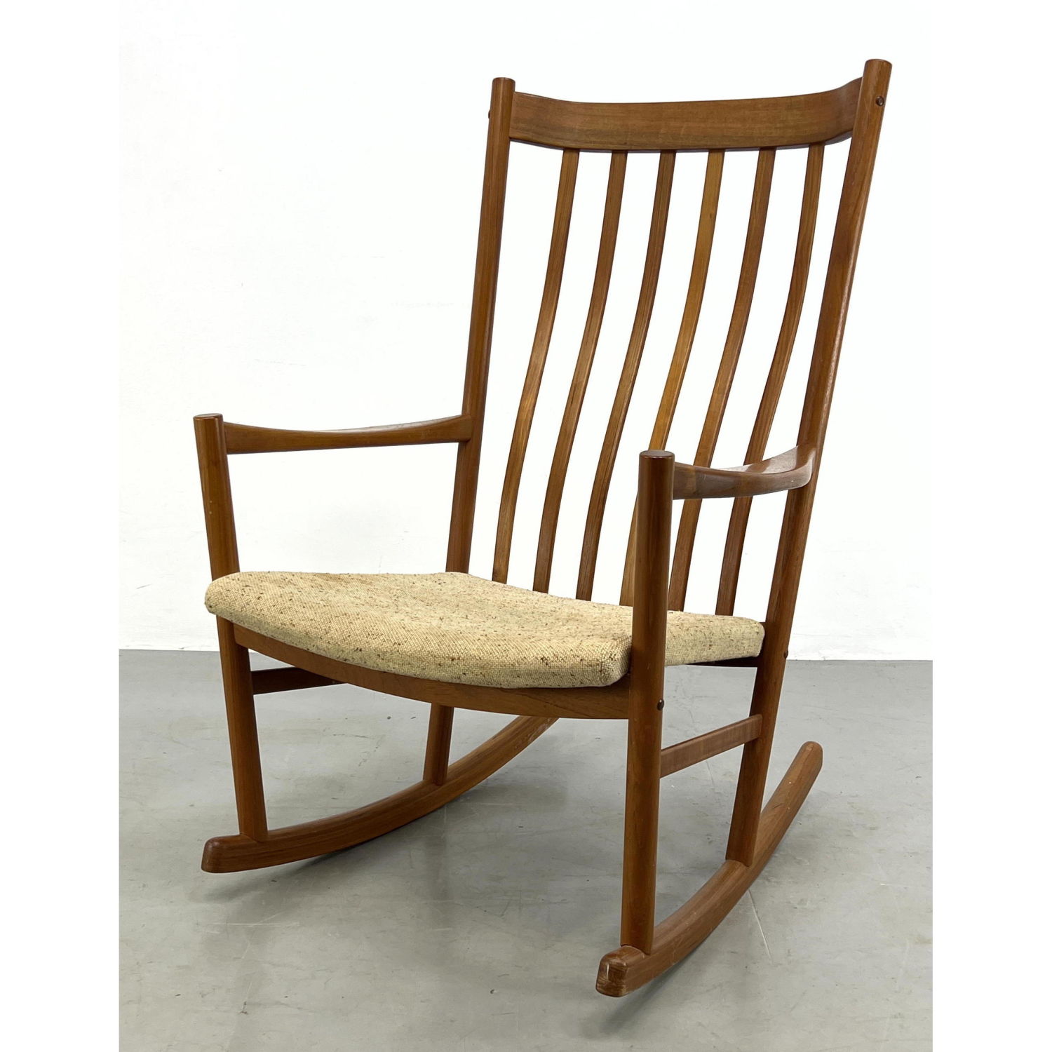 Tarm Stole Rocking chair Danish 2b90a7