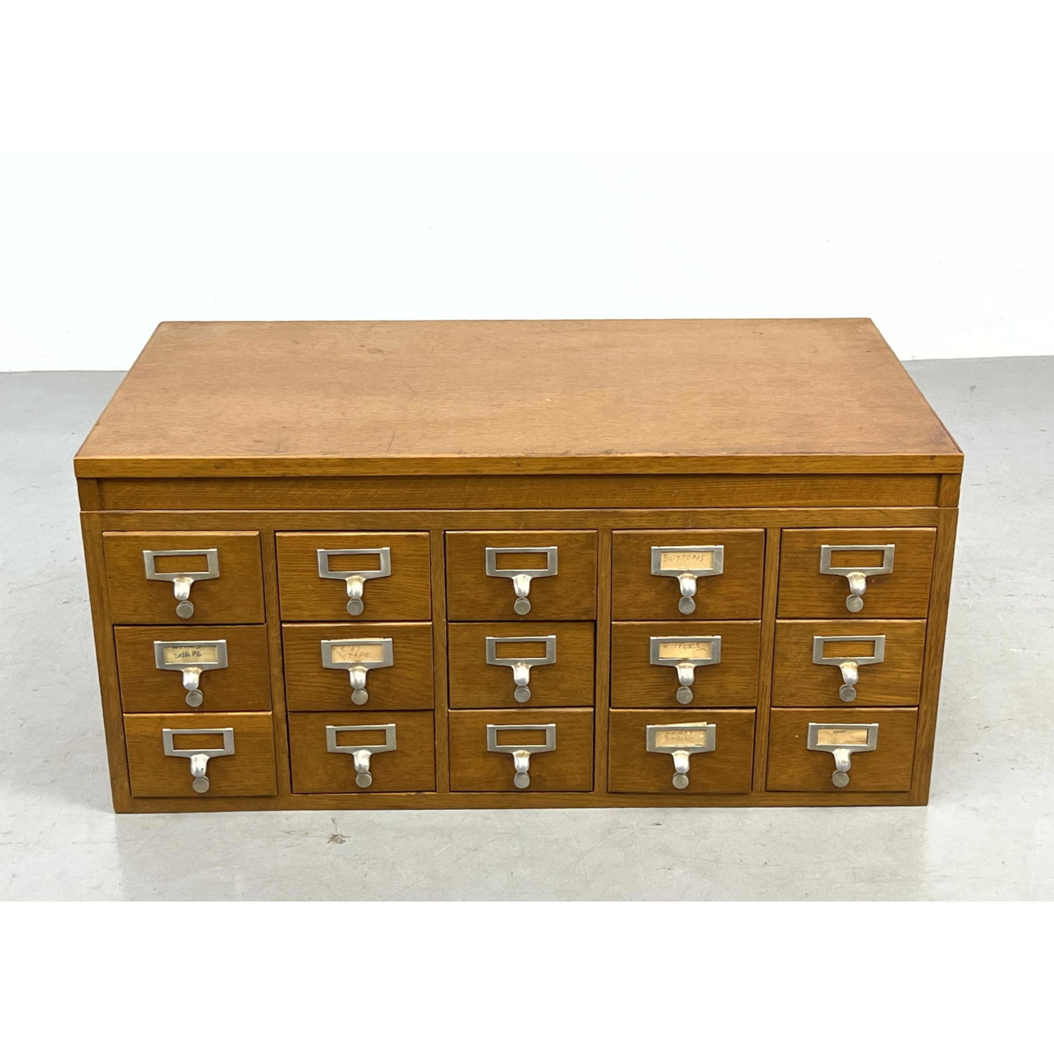 Vintage Oak File Drawer Cabinet  2b90b3