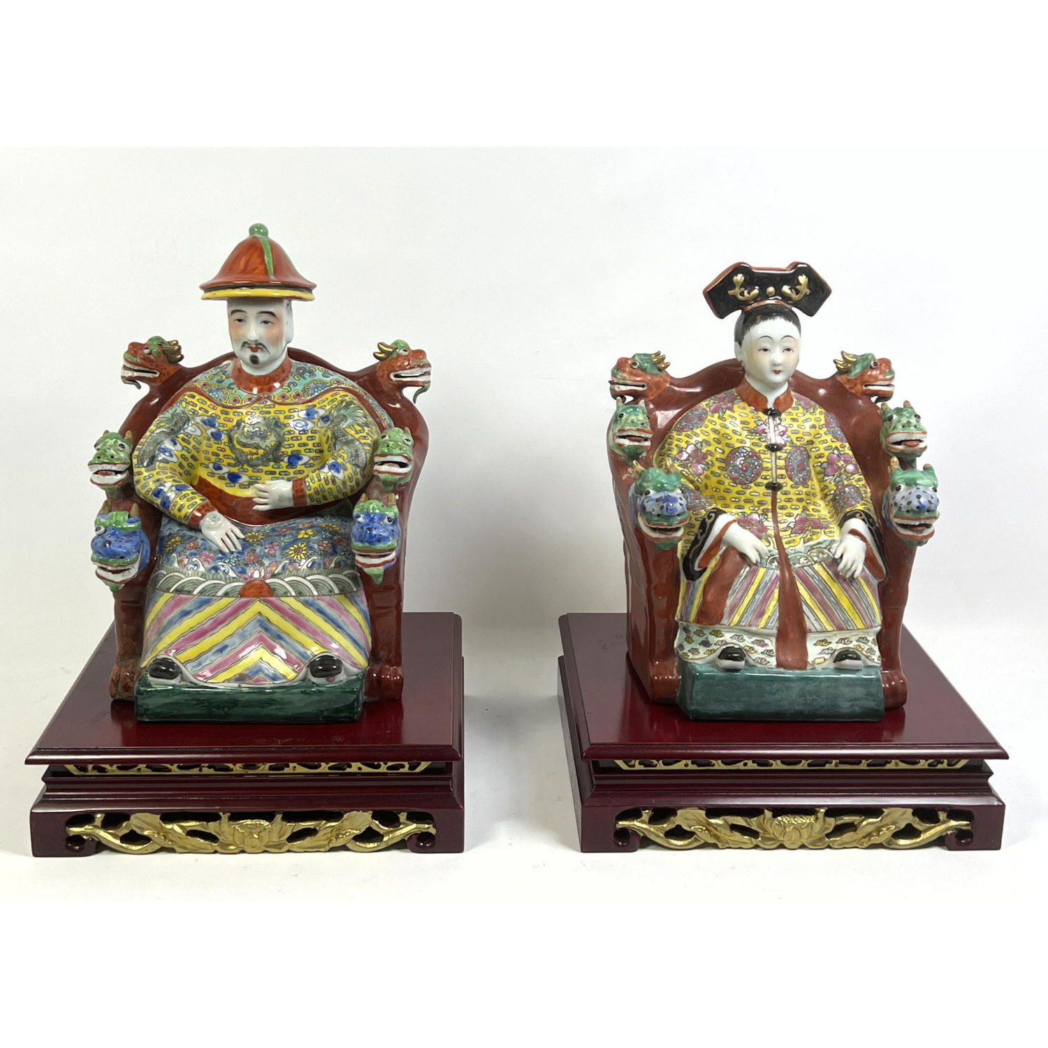 Pair Chinese Porcelain Royalty 2b9196