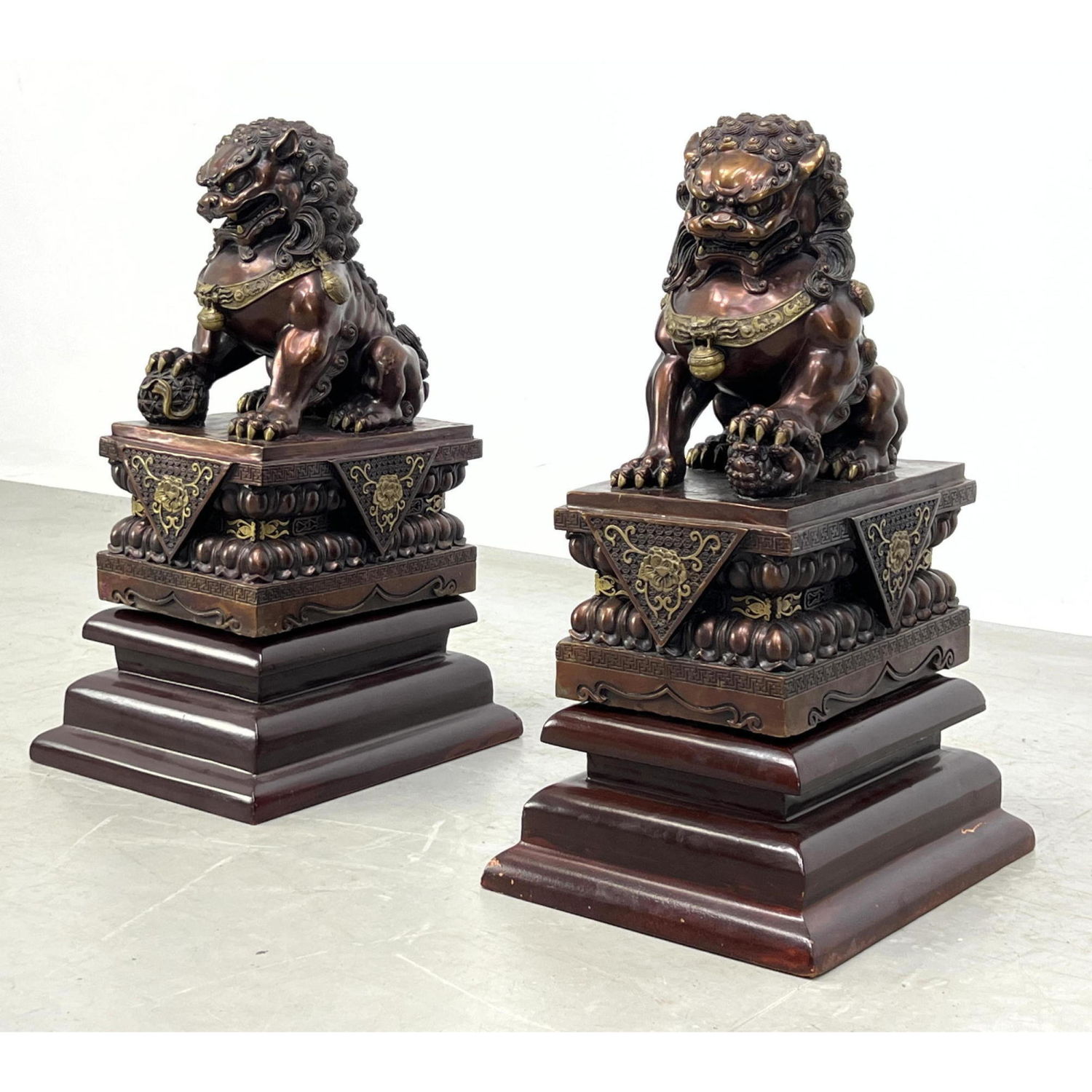 Pair Seated Foo Dog Sculptures  2b919b