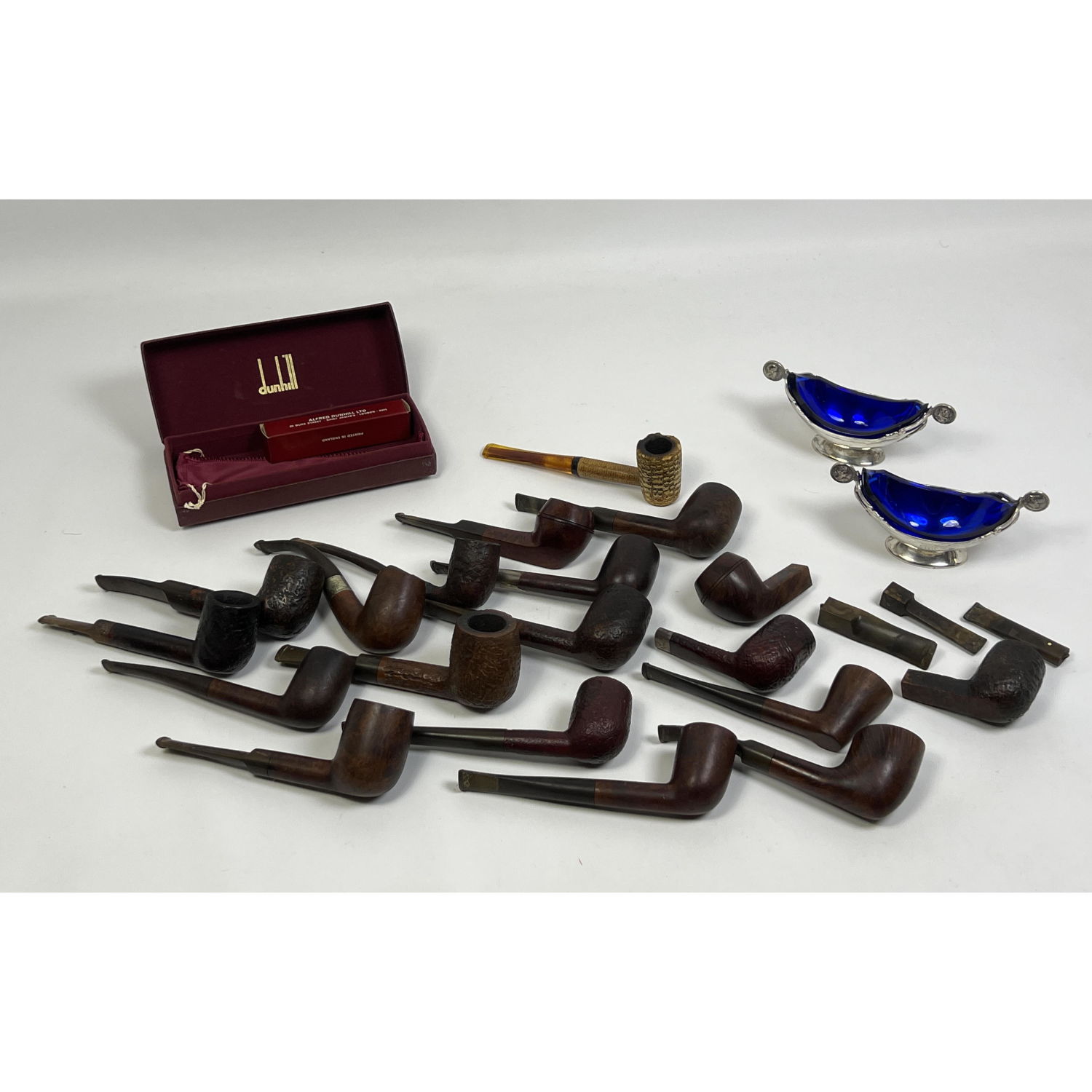 17+ Lot of Vintage Smoking Pipes Dunhill.