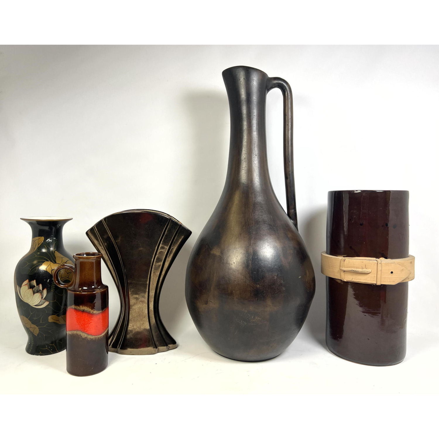 5pc Collection of Vases and Ewers  2b92fd