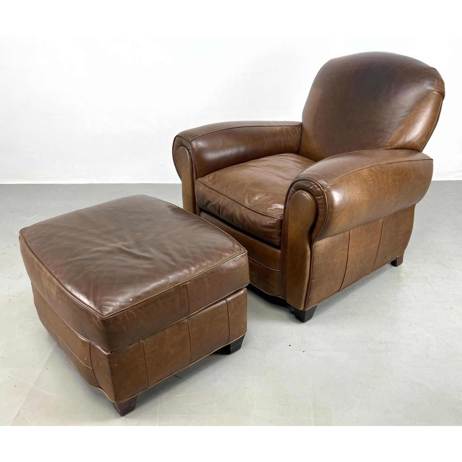 CLASSIC Leather Club Lounge Chair 2b93b8