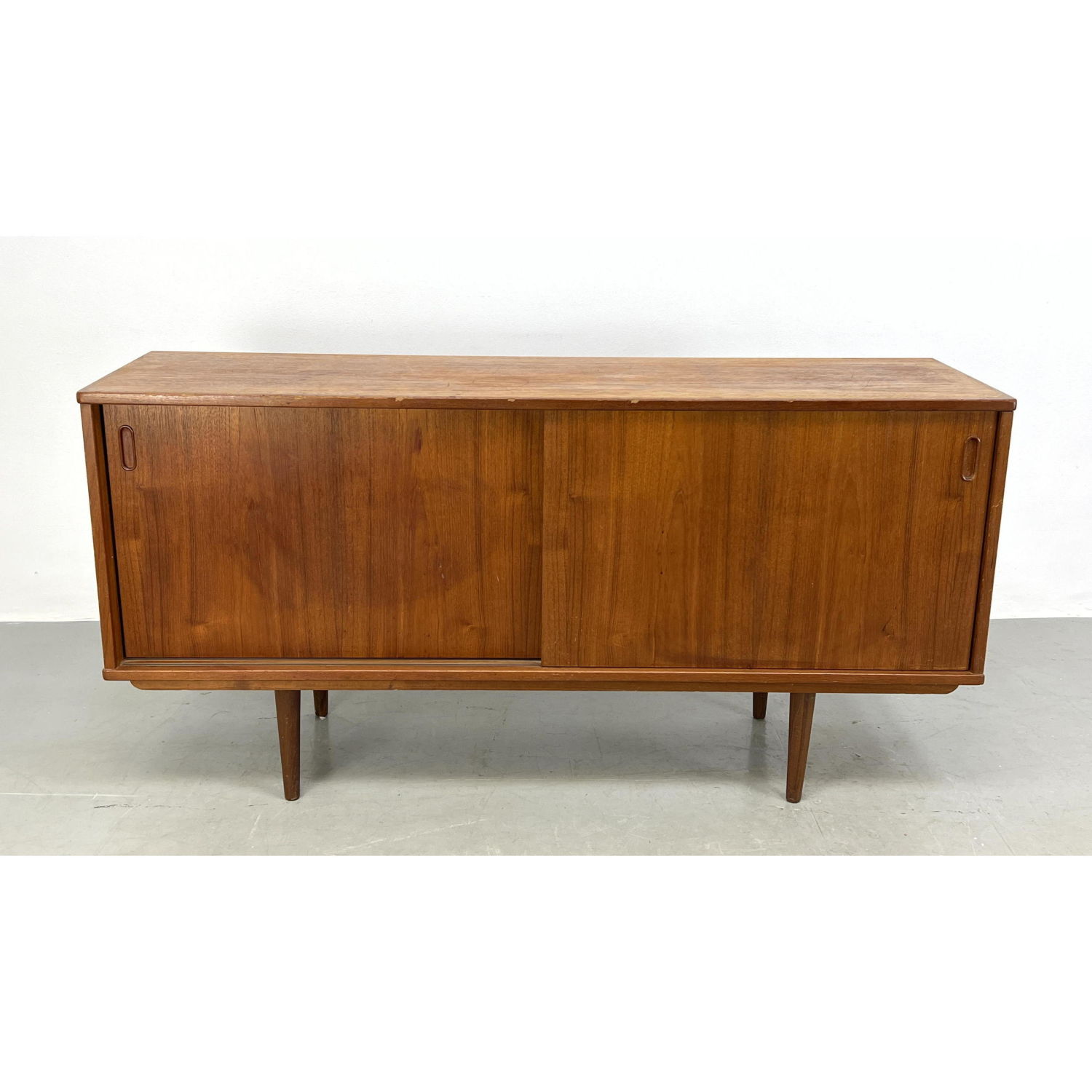 DYRLUND Danish Modern Teak Credenza 2b96ce