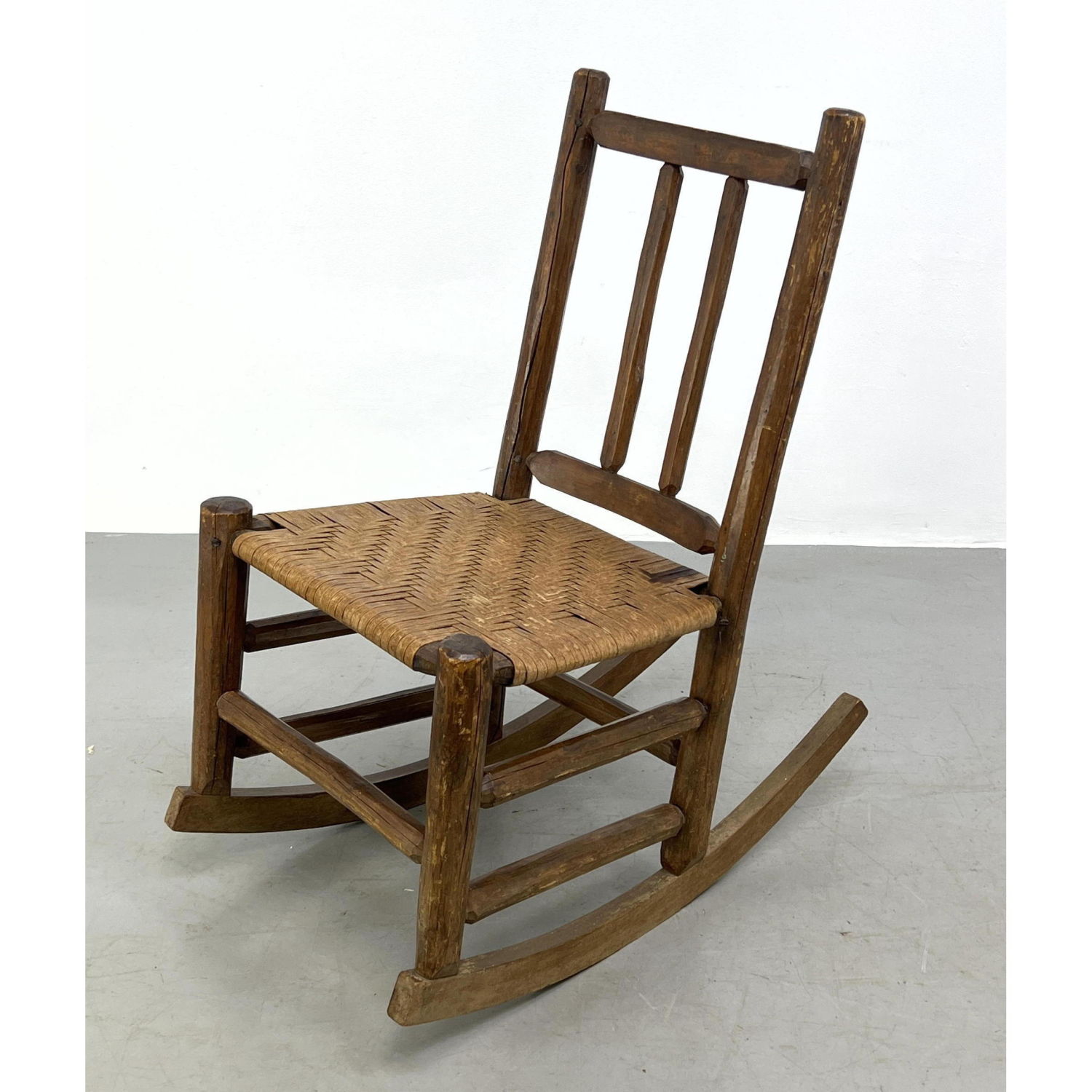 Rustic American country rocker 2b973a