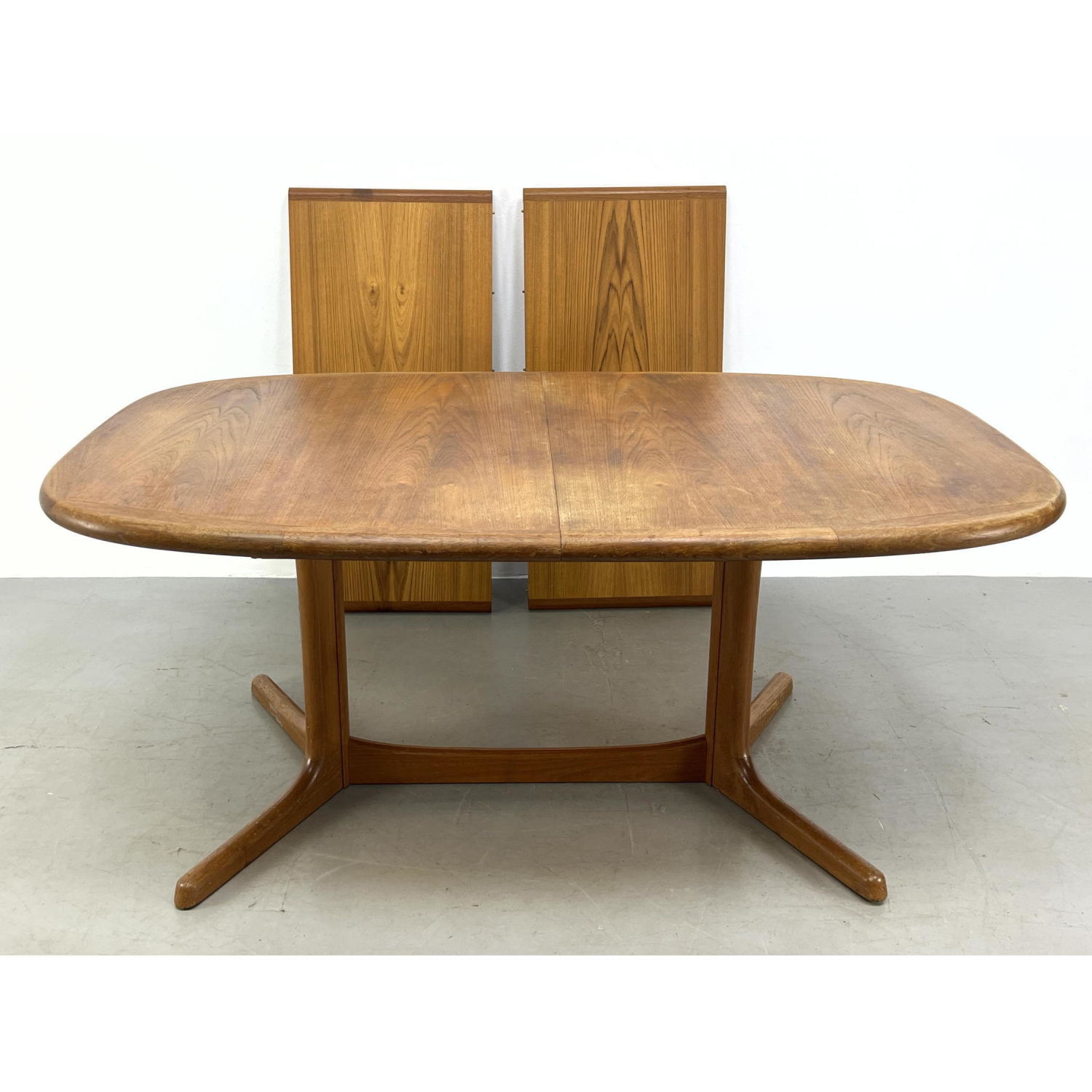 Danish Modern Teak Dining Table  2b980e