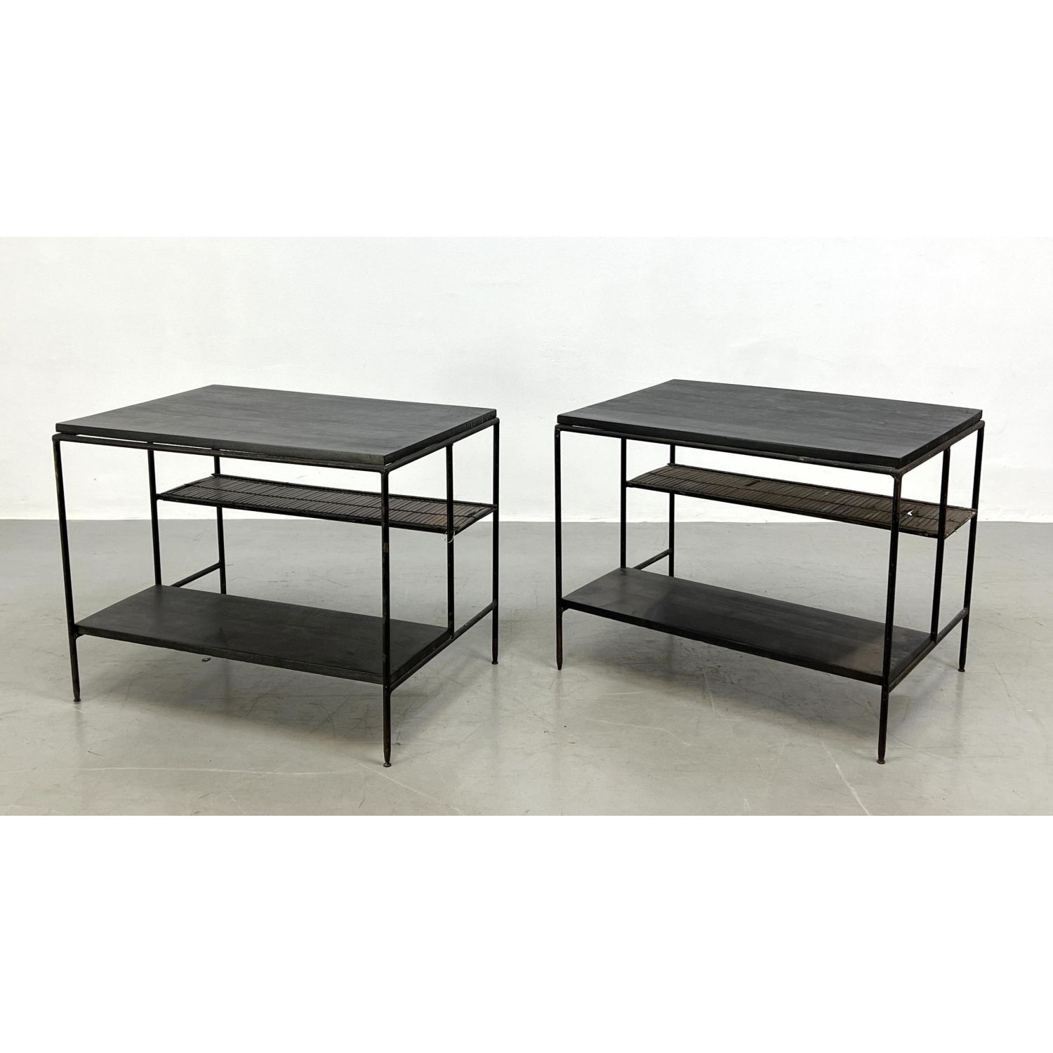 Pair PAUL McCOBB Side Tables Tri 2b9c78