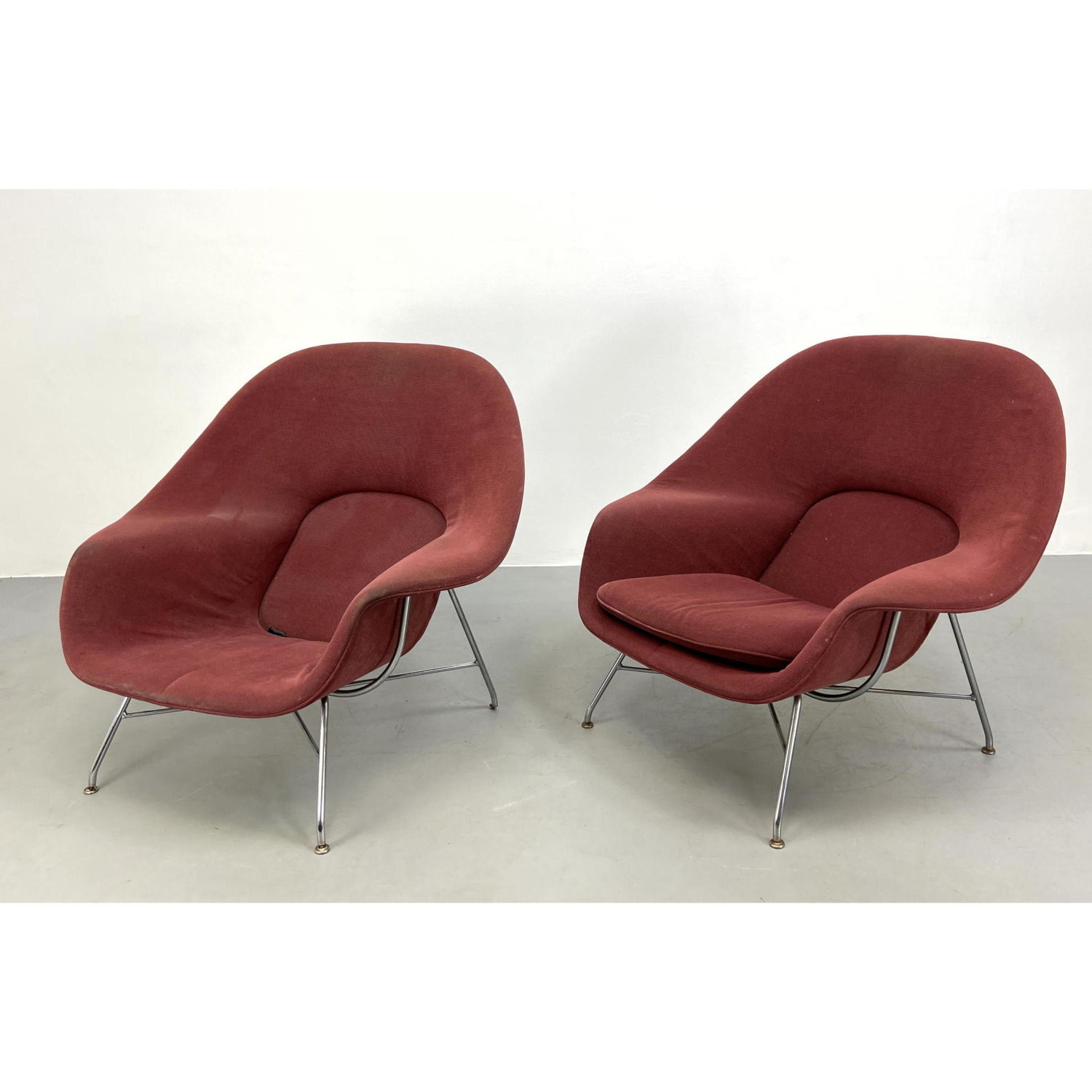 Pair EERO SAARINEN for KNOLL Womb