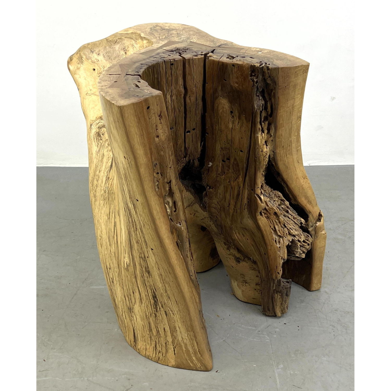 Large Natural Tree Trunk Table 2ba025