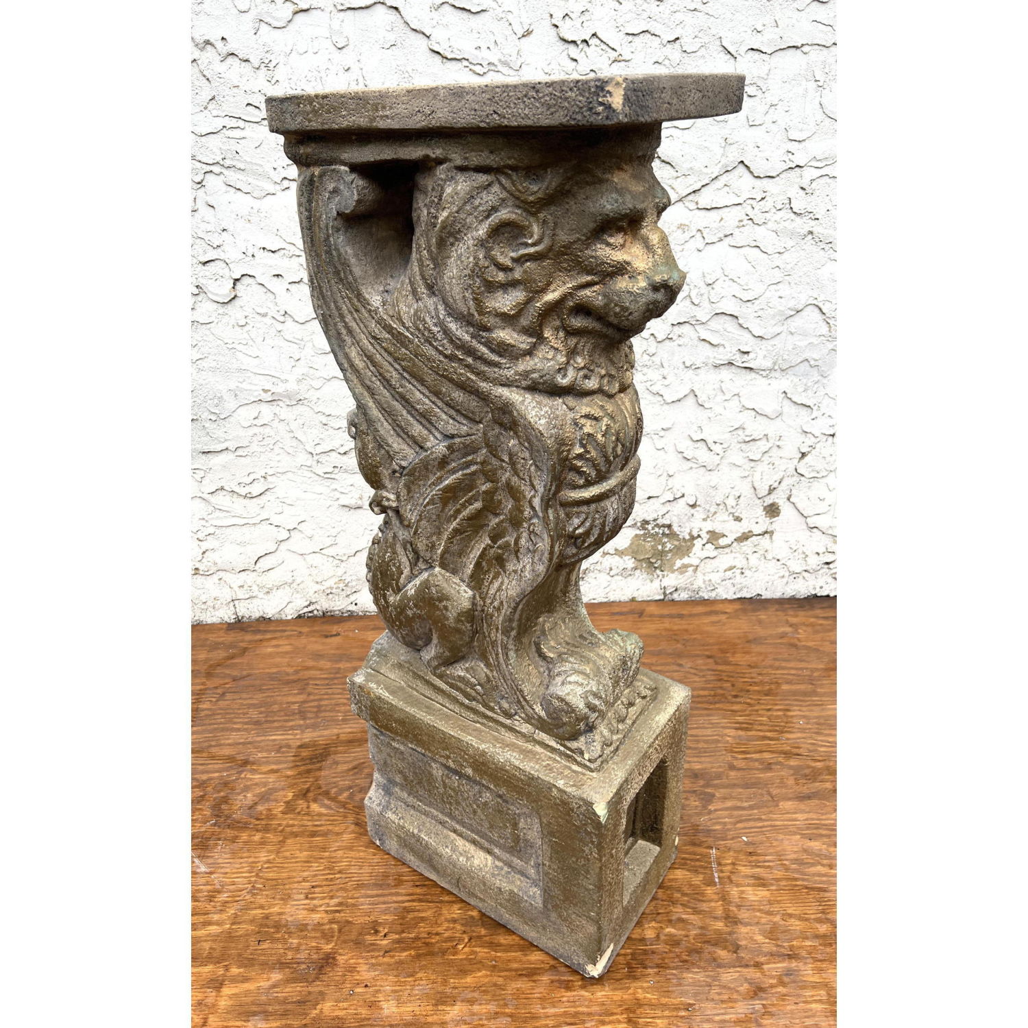 Cast Stone Winged Lion Garden Pedestal 2ba19d