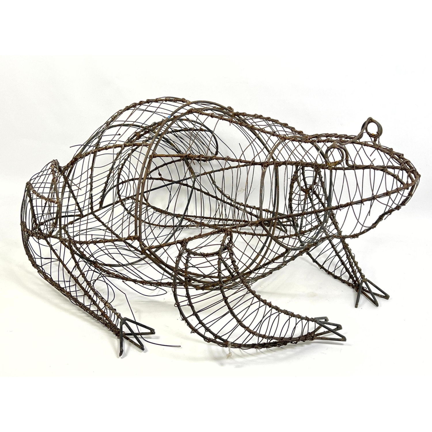 Metal Wire 2 Part Frog Sculpture.