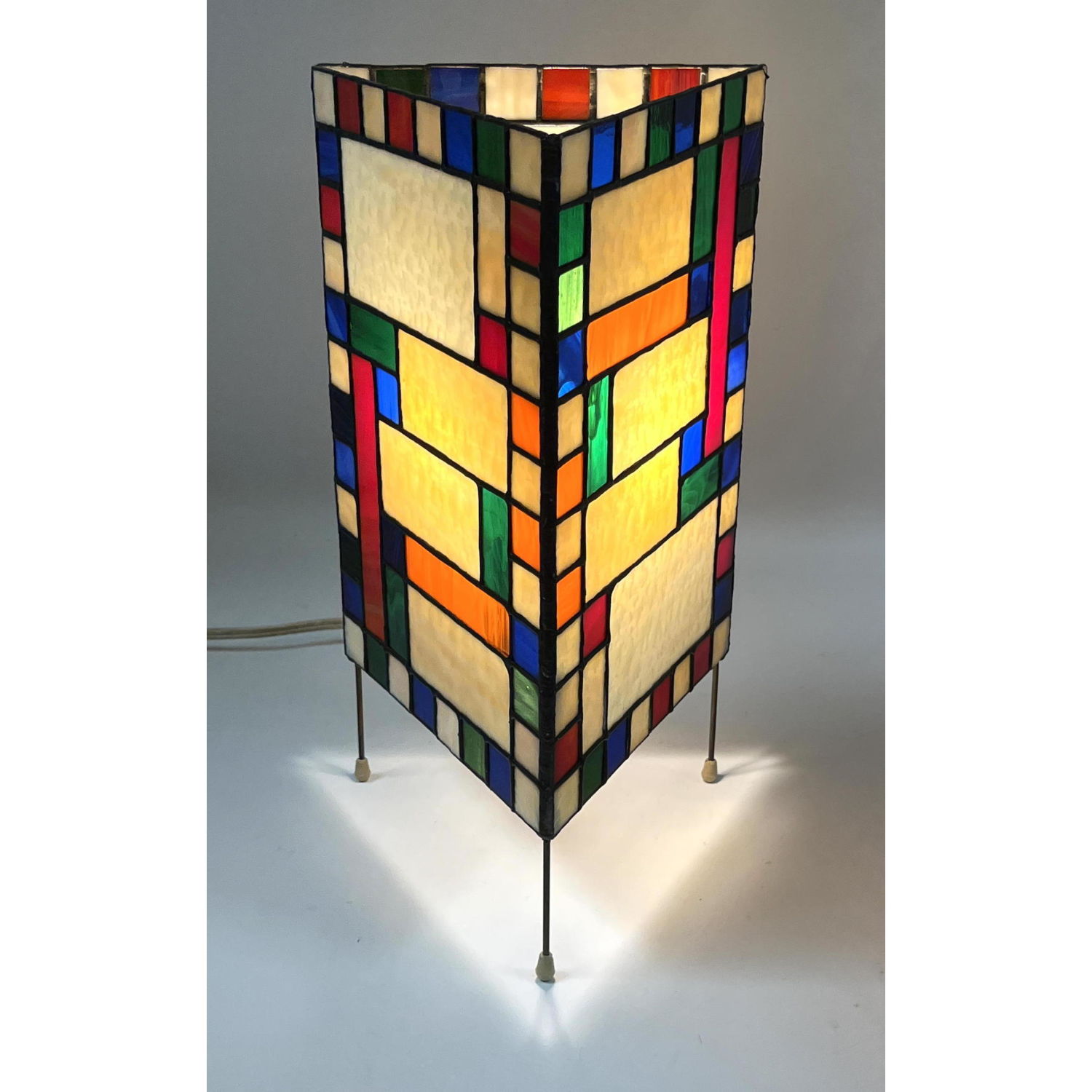 Artisan Stained Glass Tripod Table 2ba2e1