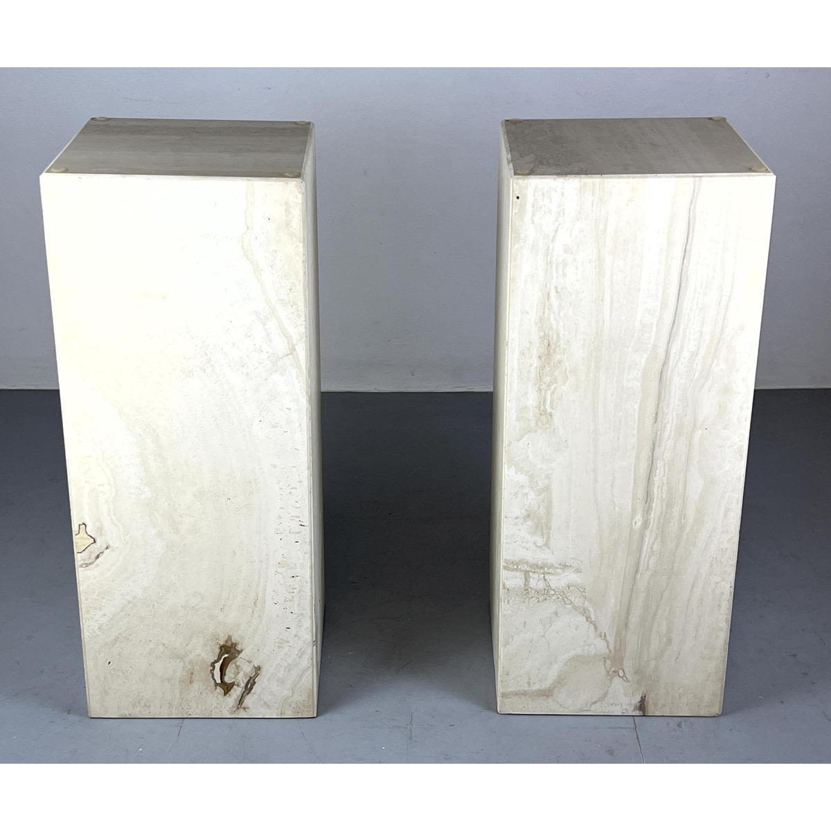 Pr Travertine Marble Tall Display 2b7e57