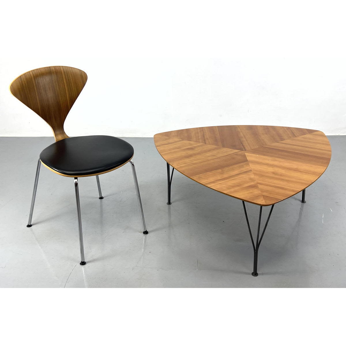 2pcs Mid Century Modern. Norman