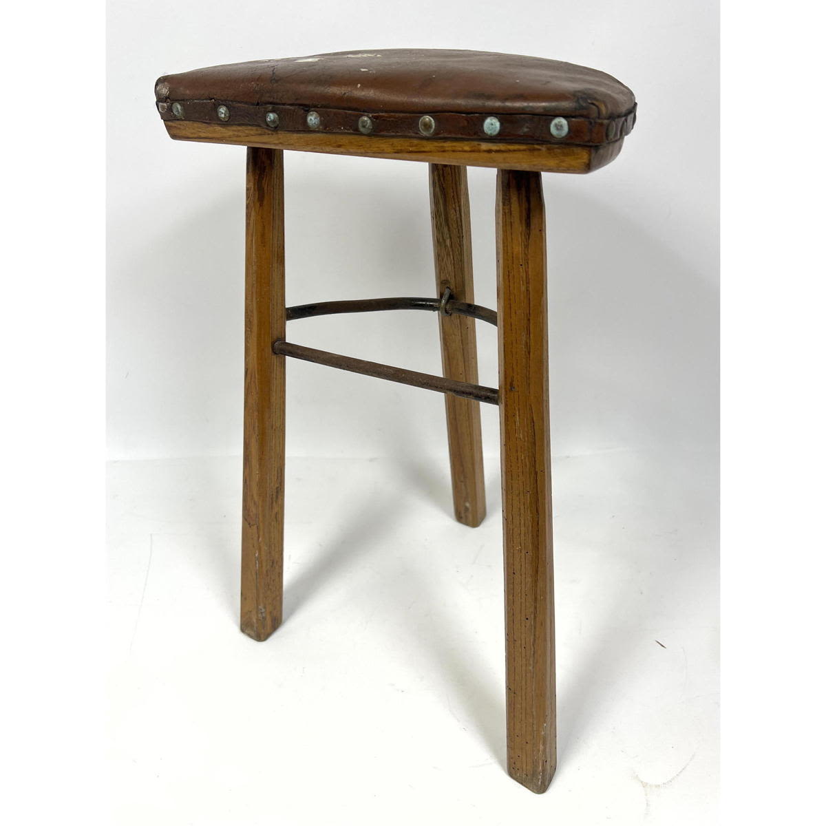 Rustic Vintage Three Leg Stool  2b8101