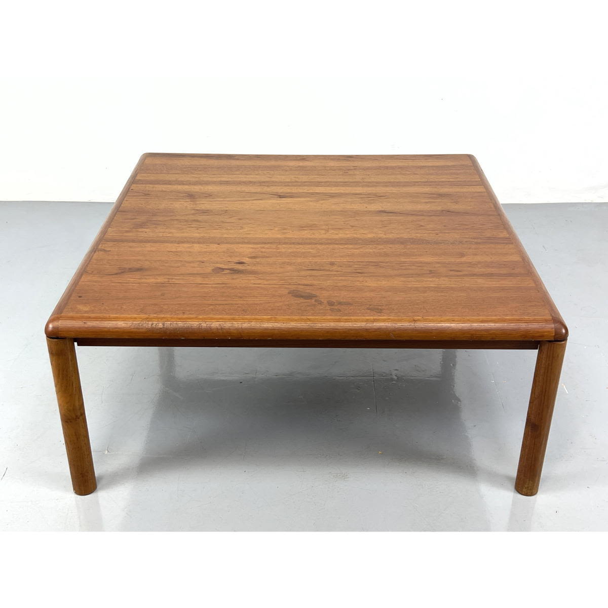 SANNEMANN Danish Modern teak cocktail 2b8145