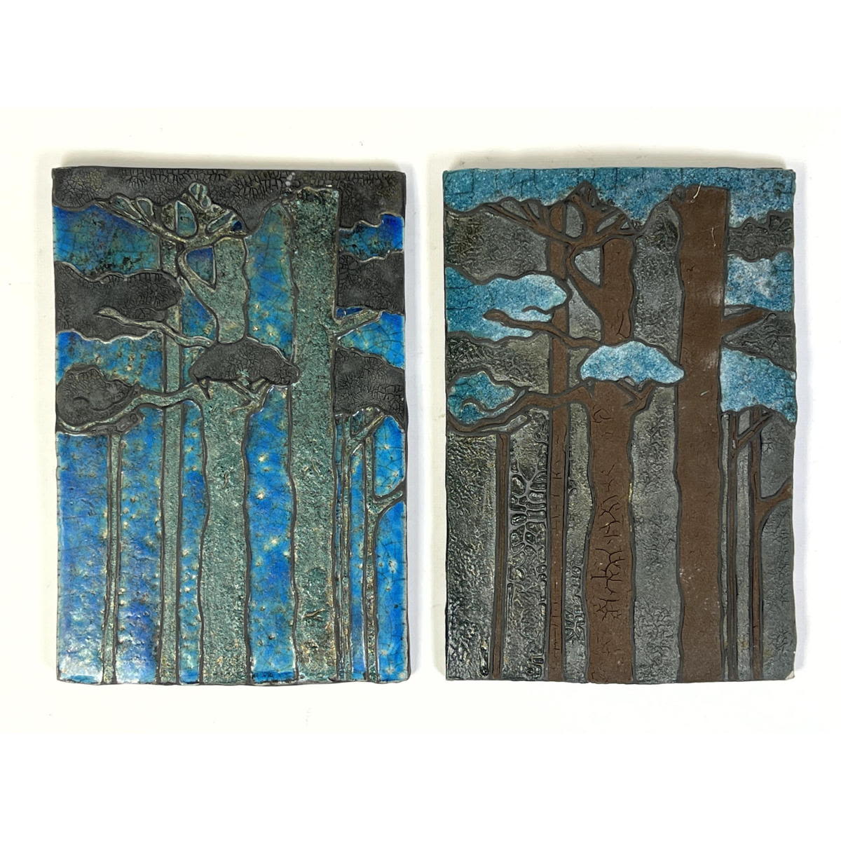 Pair of carved ceramic tiles arts 2b8236