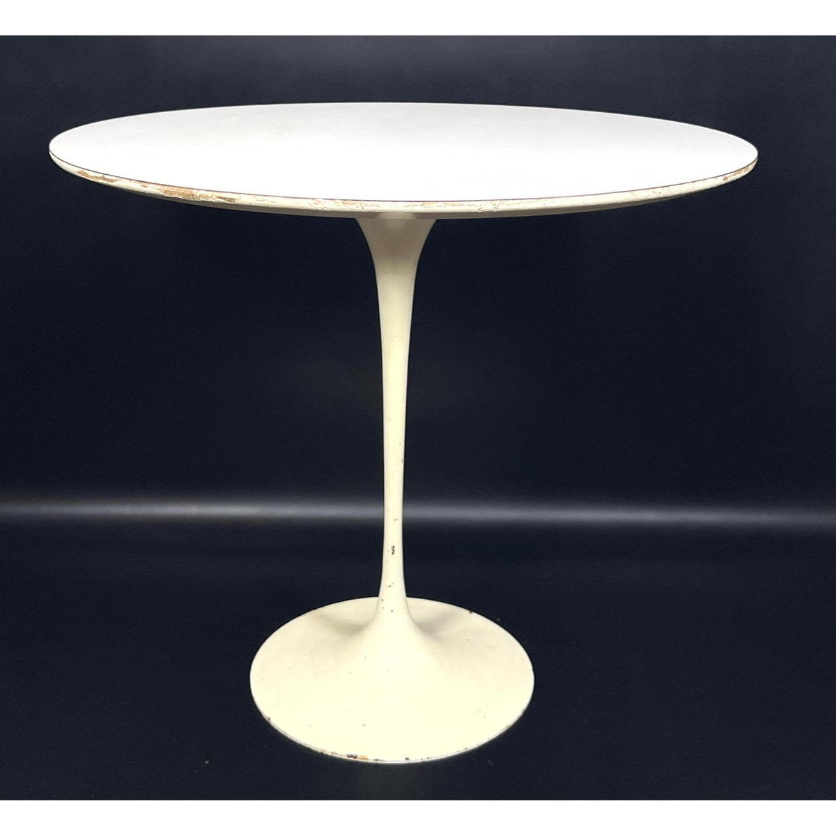 Eero Saarinen Knoll Pedestal Elliptical 2b8346