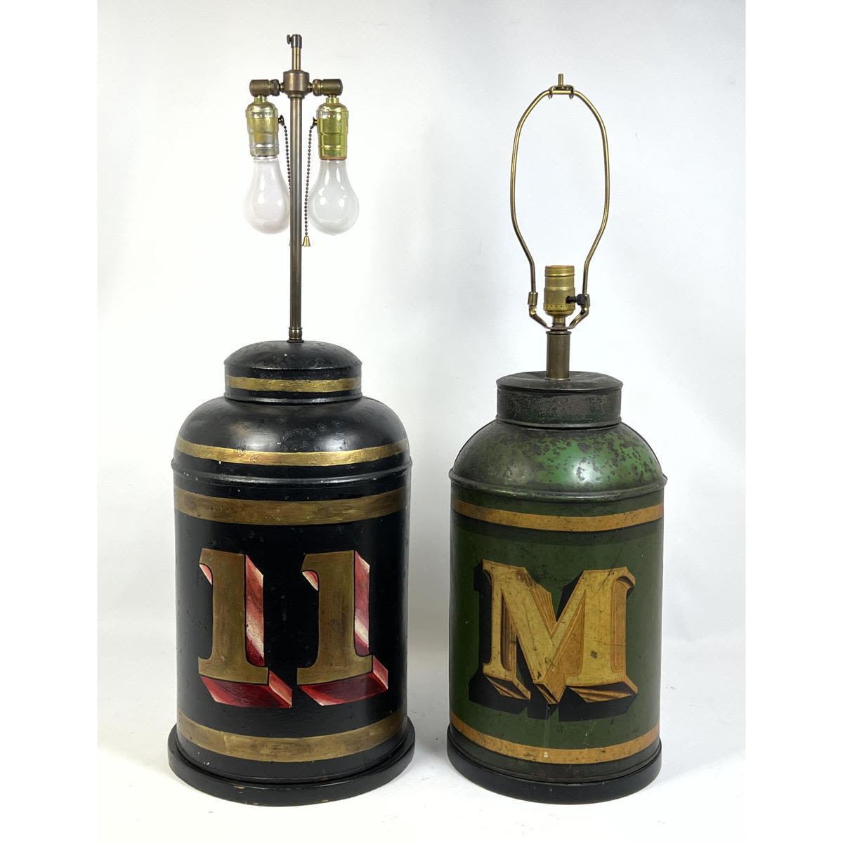 2pcs Tole Painted Metal Canister 2b8371