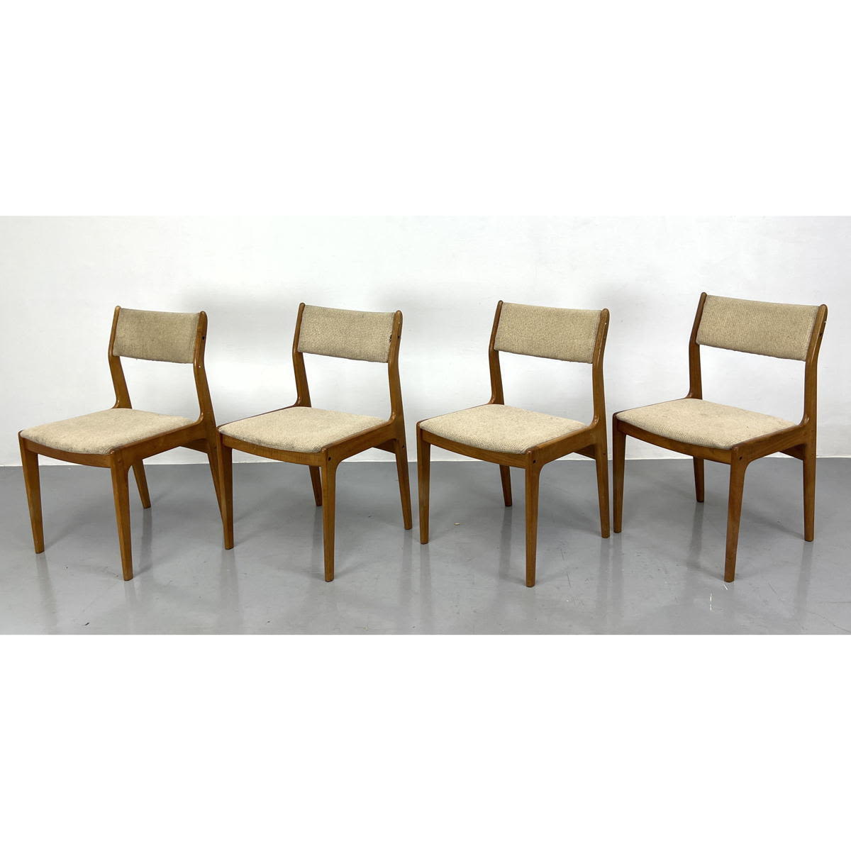 Set 4 Danish Modern Teak Dining 2b85ad