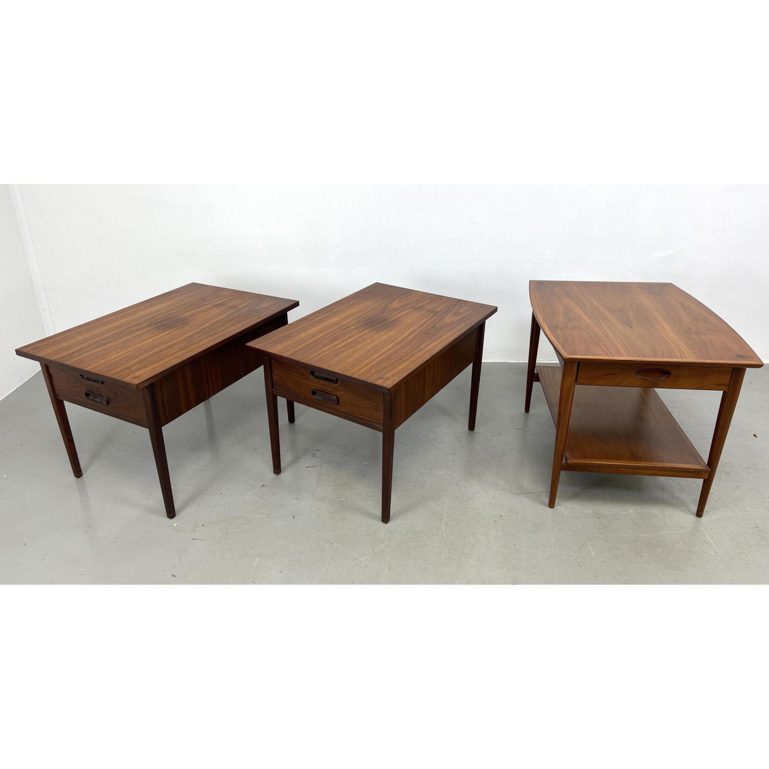 3pcs Mid Century Modern Side Tables.