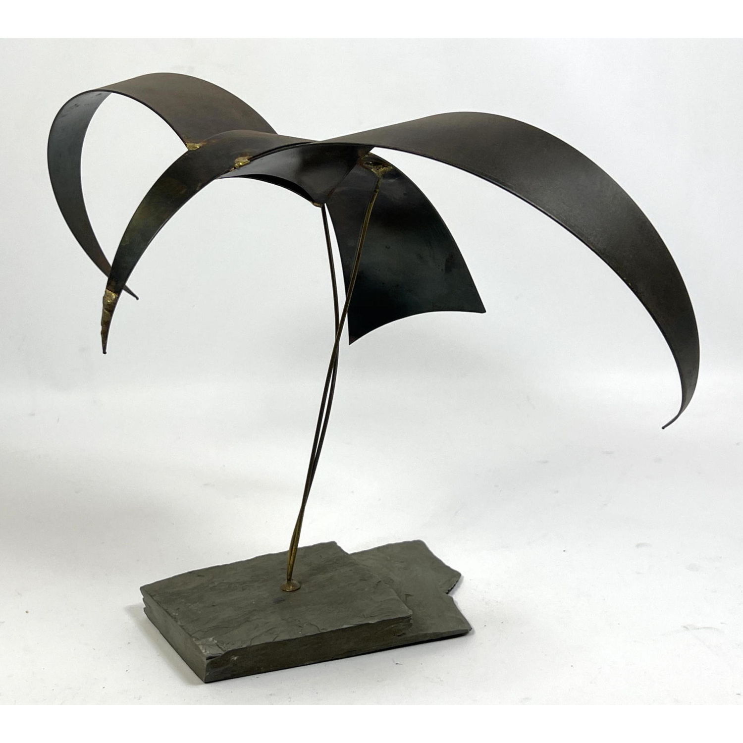 Modernist Abstract Metal Sculpture  2b86ae