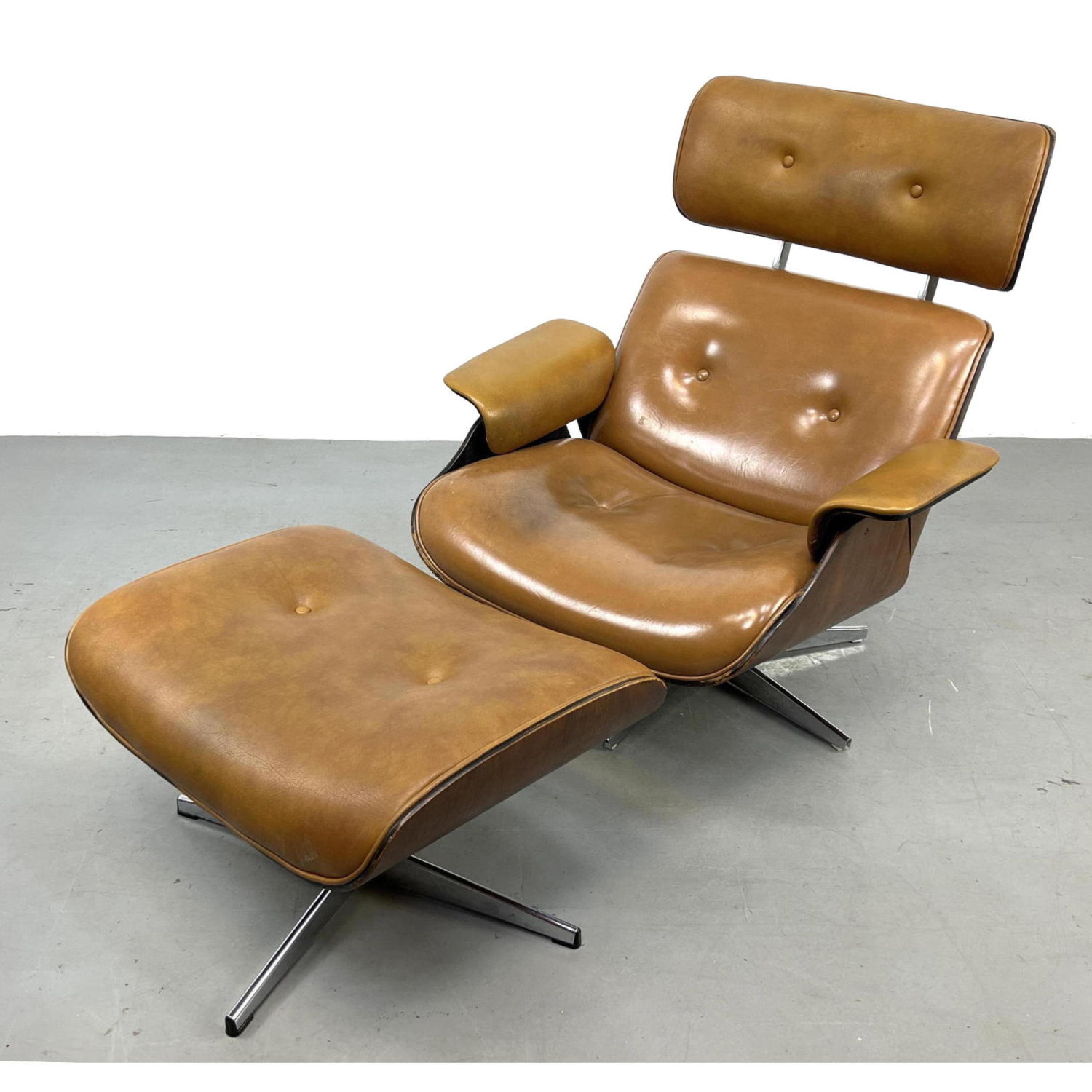 2pc Eames style Lounge Chair and 2b8803