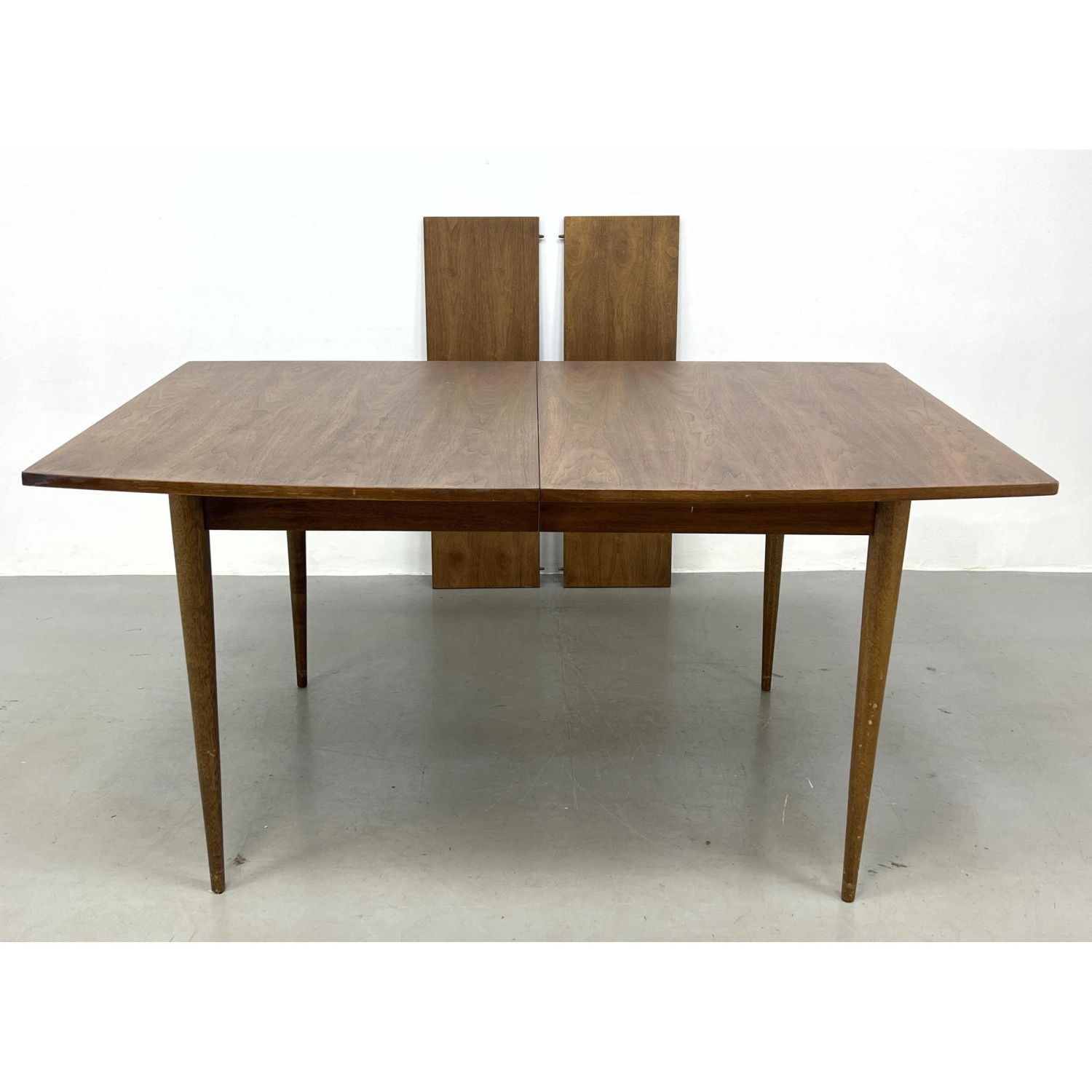 Walnut mid century dining table 2b8932