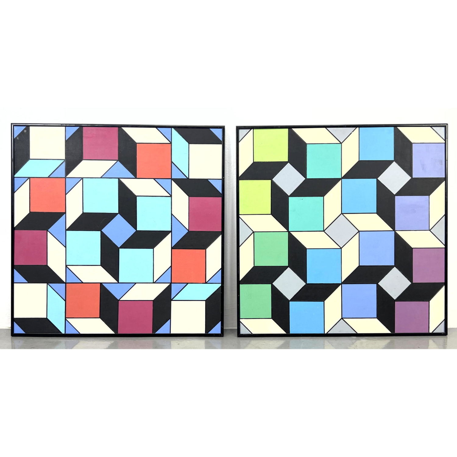 Pair J H HENIG Geometric Acrylic 2b8c23