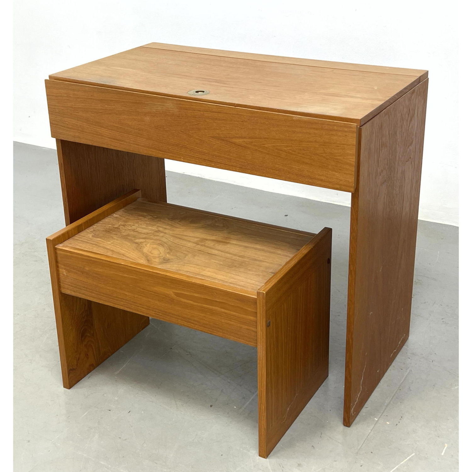 2pc VATNER MOBLER Danish Modern teak