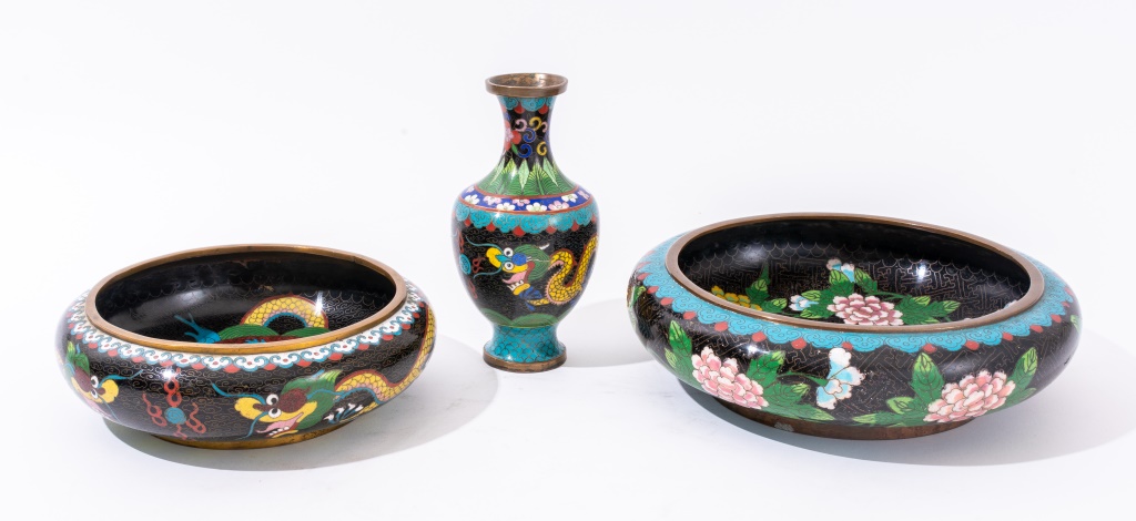 CHINESE CLOISONNE ENAMEL VASE &