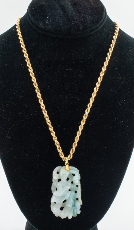 14K YELLOW GOLD NECKLACE & JADE