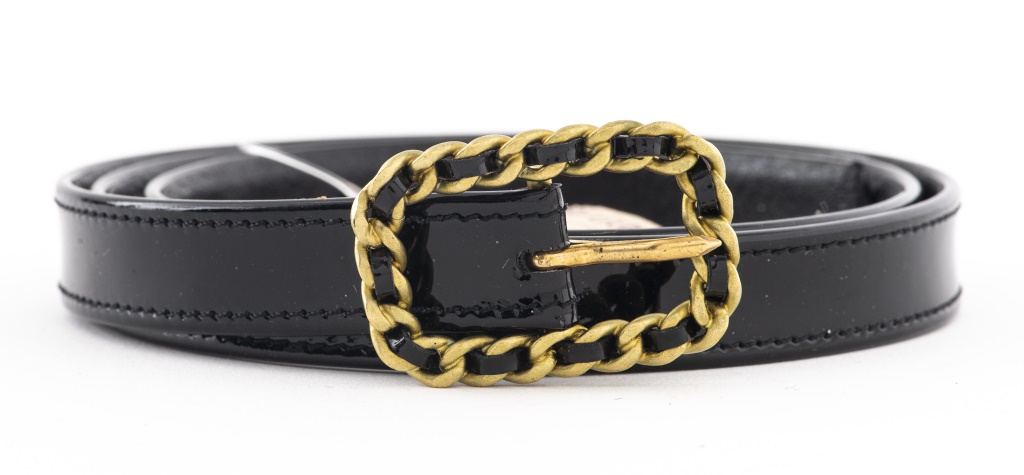 CHANEL PATENT LEATHER BELT Chanel 2bb656