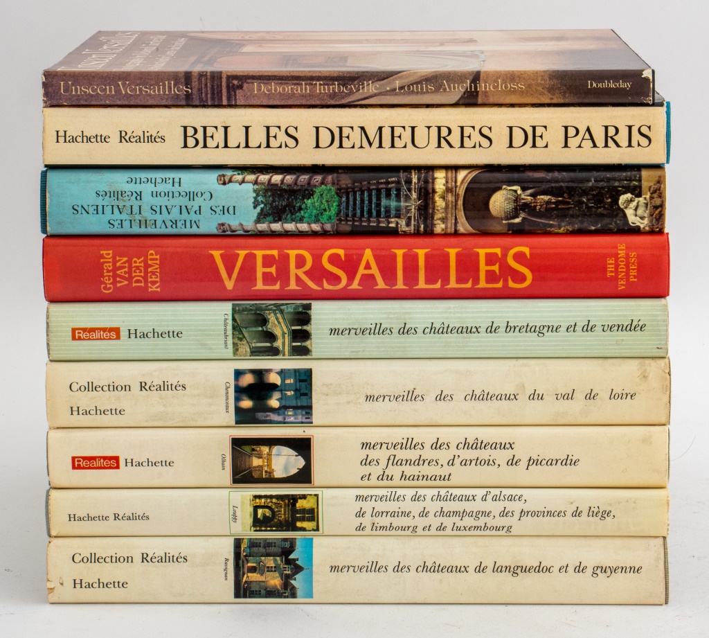 BOOKS ON CONTINENTAL CASTLES, GROUP