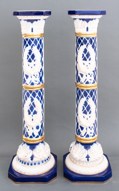 MINTON STYLE CERAMIC COLUMNS PAIR 2bb679