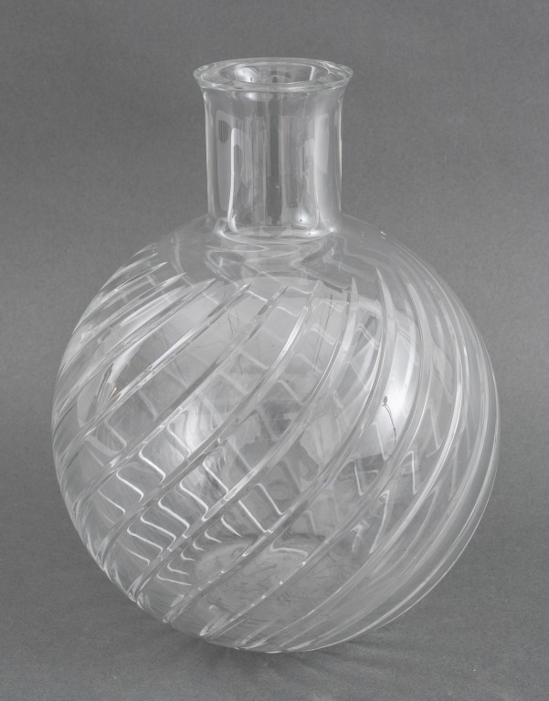 BACCARAT FRENCH CRYSTAL GLASS VASE