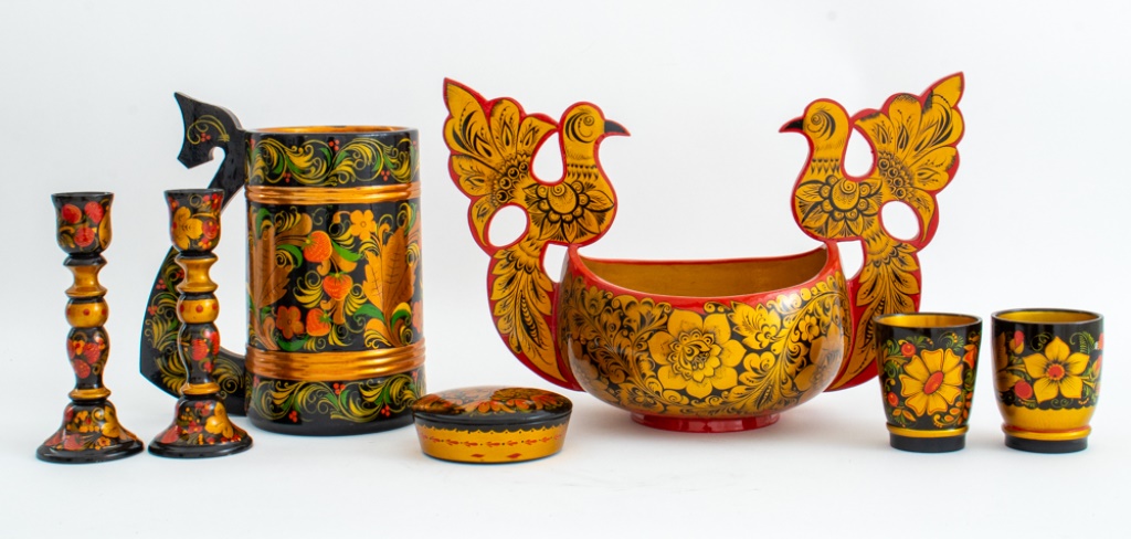 SEVEN RUSSIAN LACQUER OBJECTS,