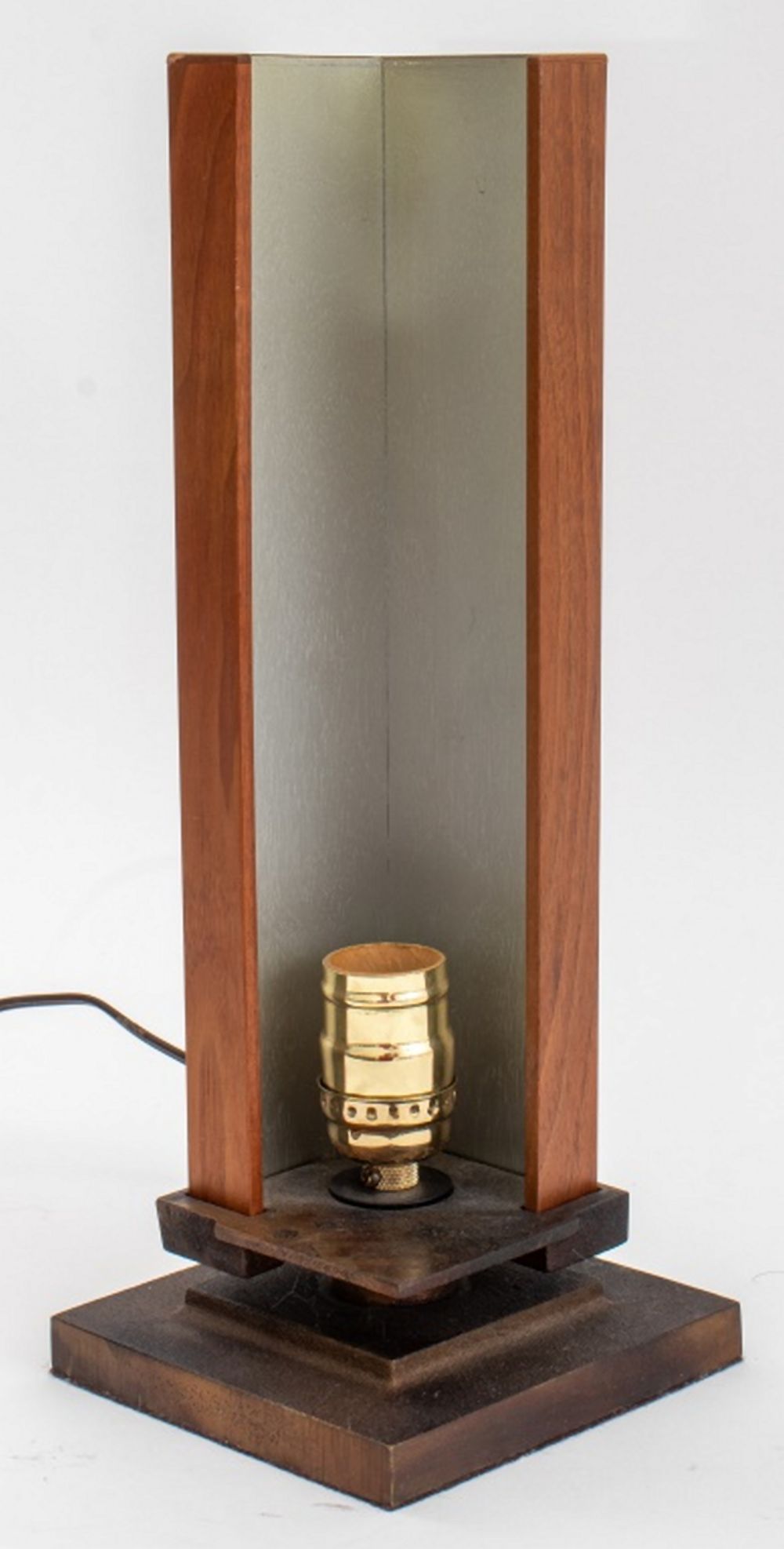 FRANK LLOYD WRIGHT FALLINGWATER BEDSIDE