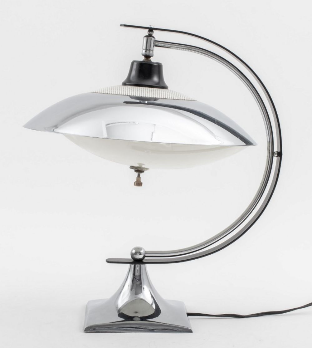 ART DECO CHROME TABLE LAMP Art