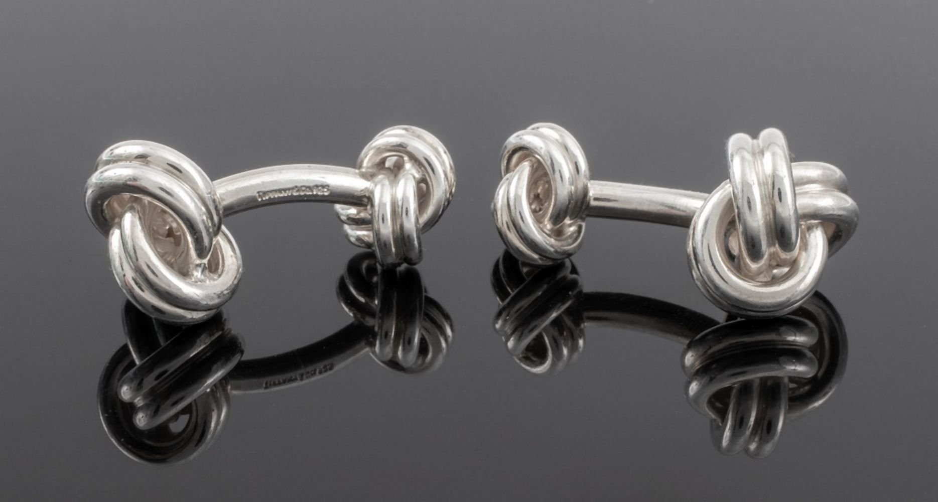 TIFFANY & CO. 925 SILVER KNOT CUFFLINKS