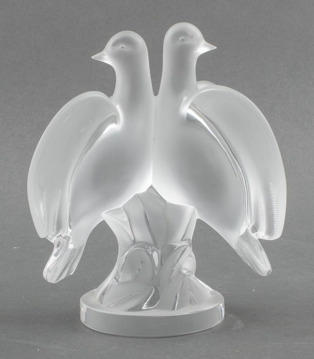 LALIQUE CRYSTAL ARIANE DOVES SCULPTURES 2bbc6b