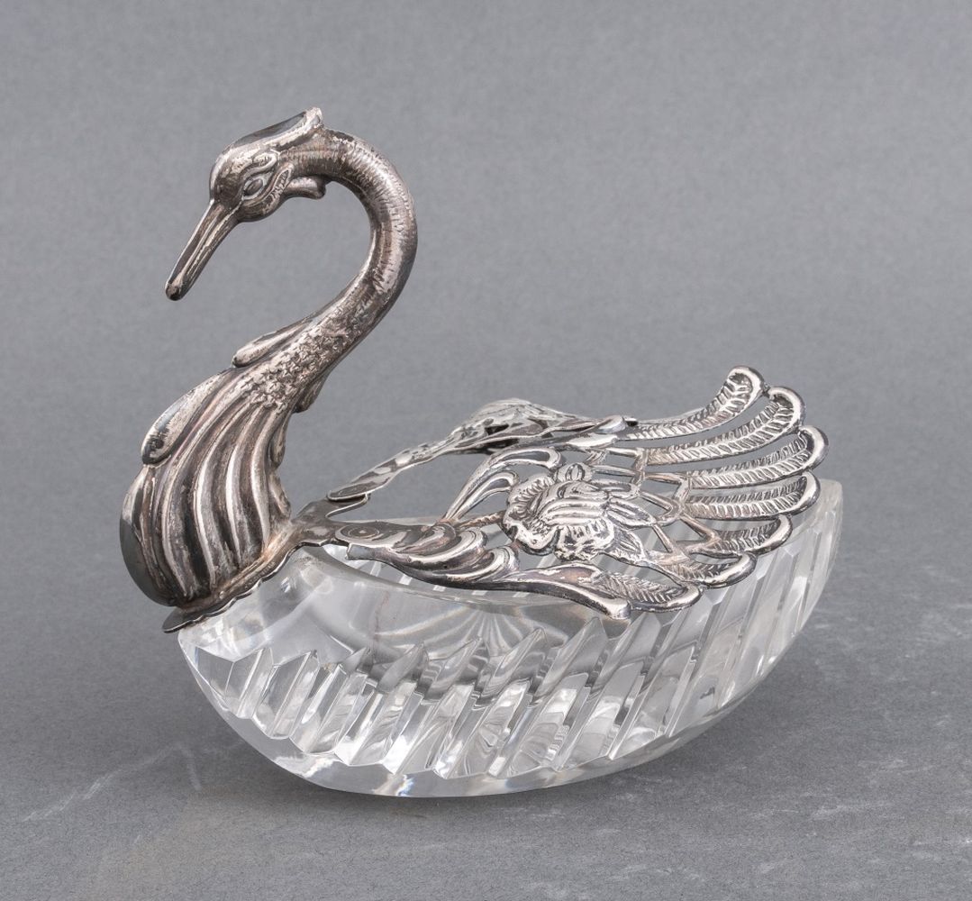 SILVERPLATE MOUNTED GLASS SWAN FORM 2bbe01