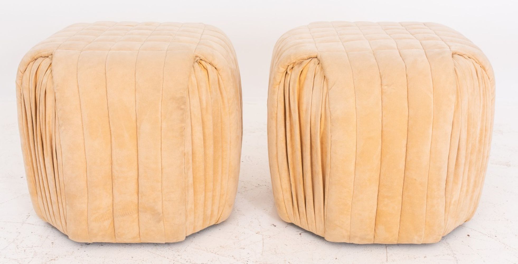 BEIGE UPHOLSTERED OTTOMANS PAIR 2bbe5d