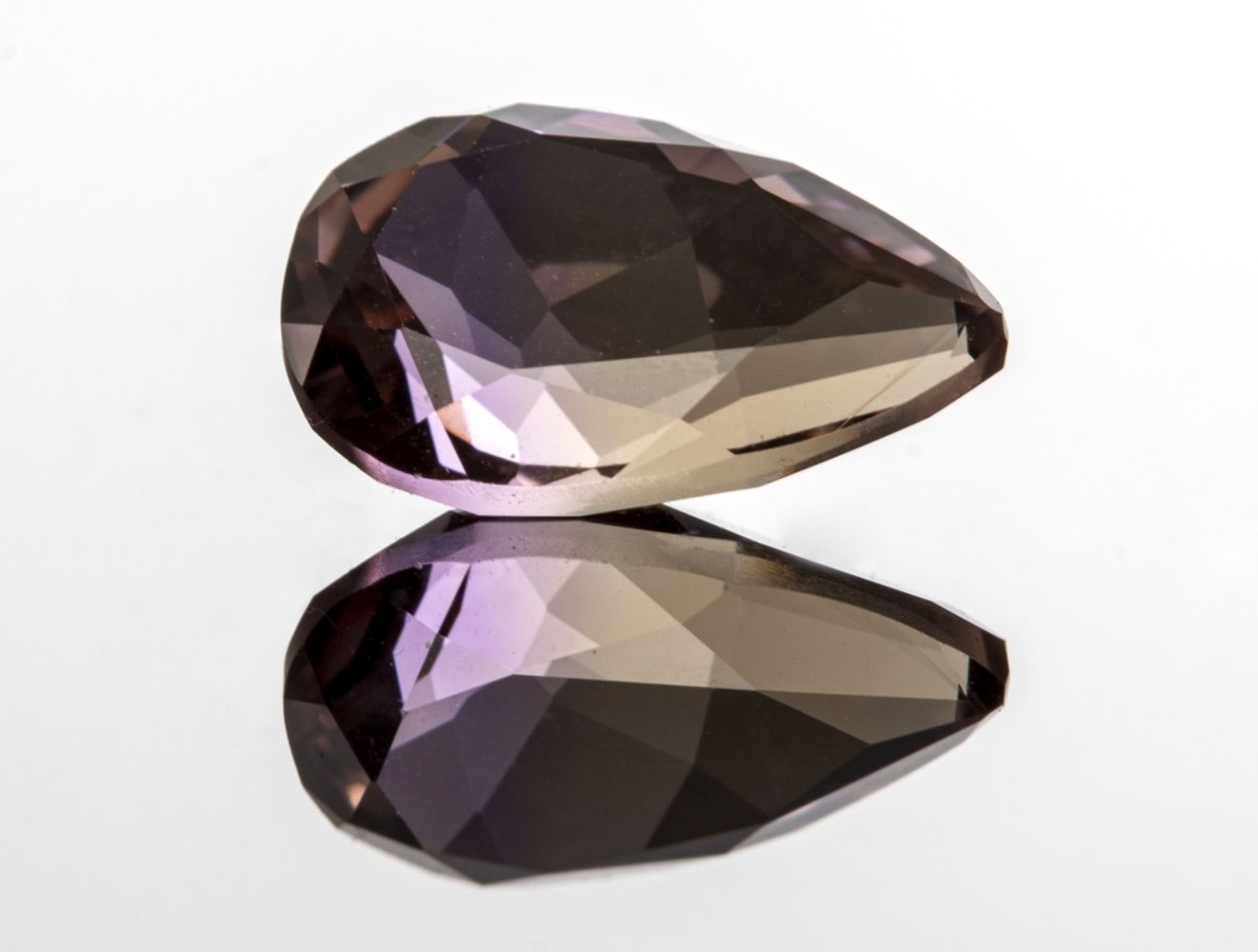 4.50 CT. LOOSE PEAR-SHAPED AMETRINE