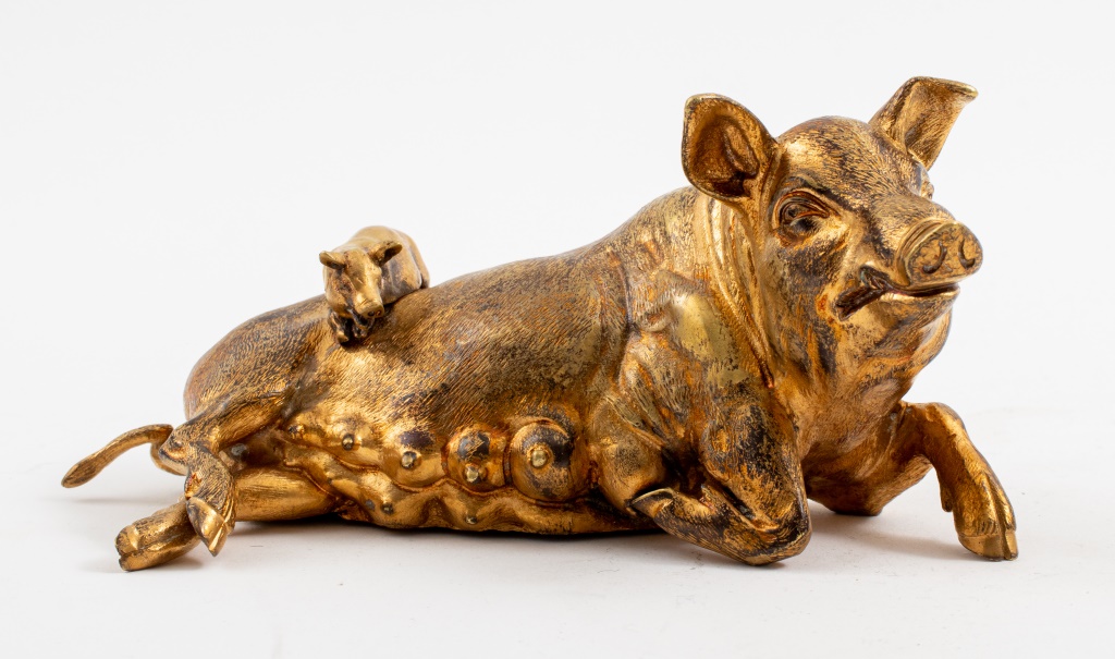 EUROPEAN PIG PIGLET GILT BRONZE 2bc0a9