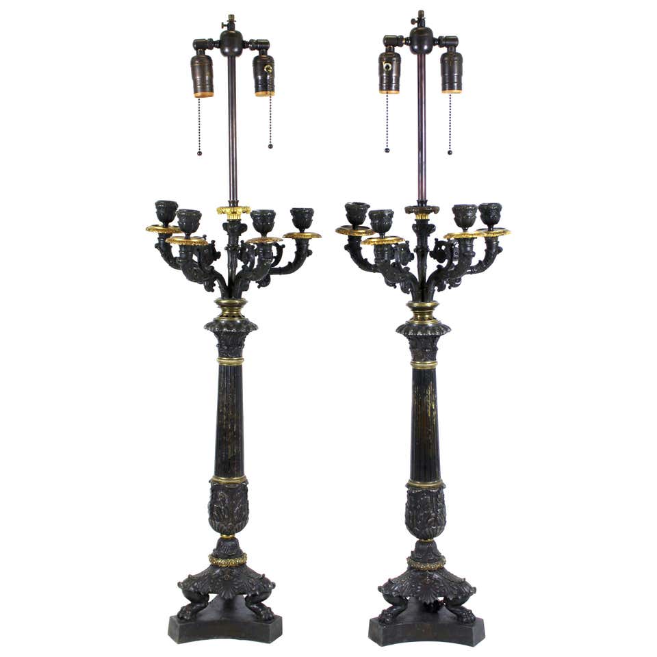 GRAND TOUR STYLE CANDELABRA TABLE